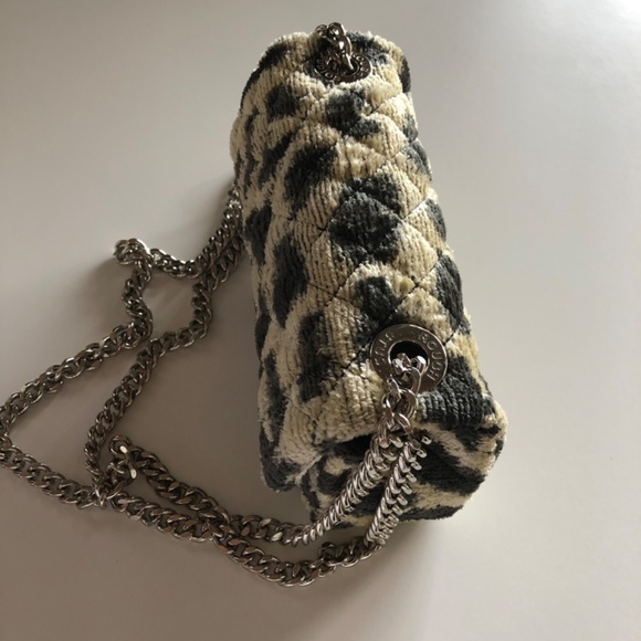 Rough Studio Mini Velvet Bandita Bag - Picture 7 of 9